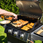 barbecue à gaz avec 3 brûleurs