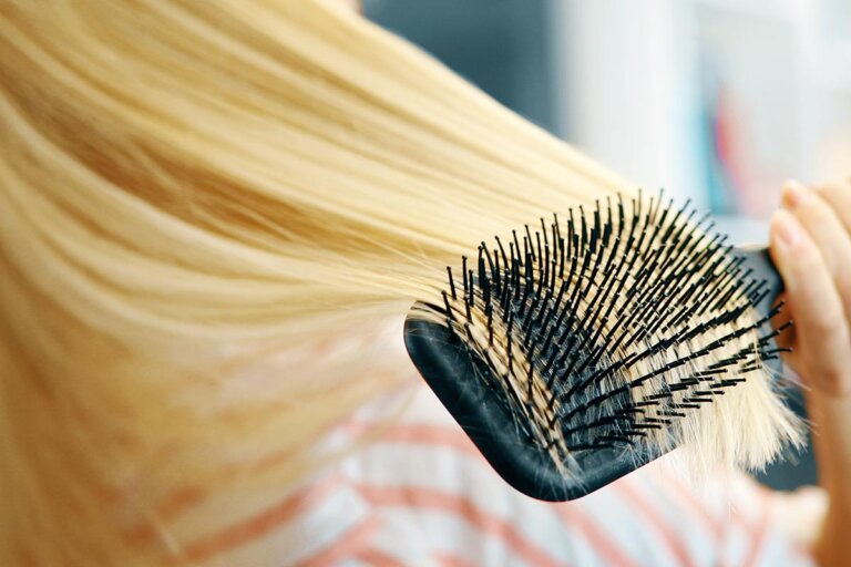brosse lissante