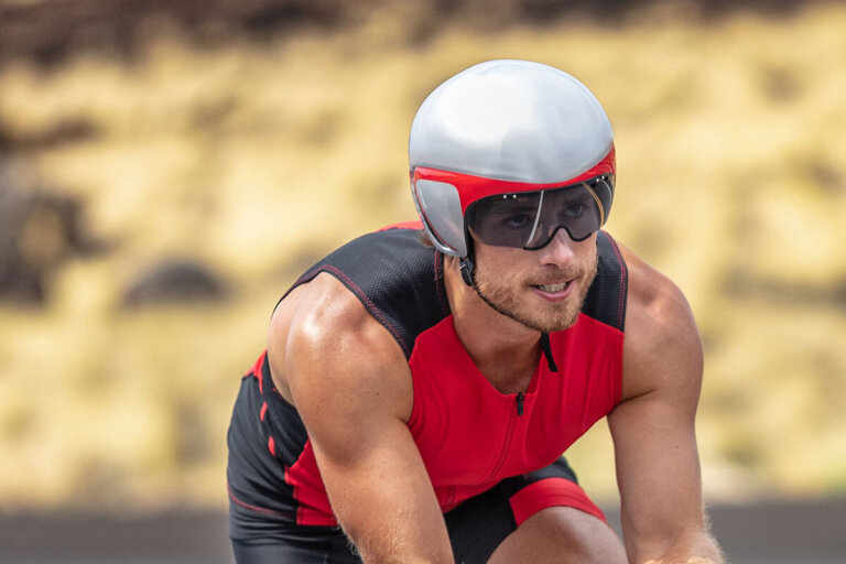 casque vélo avec visière