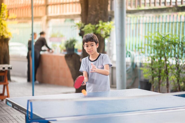 table de tennis de table extérieur